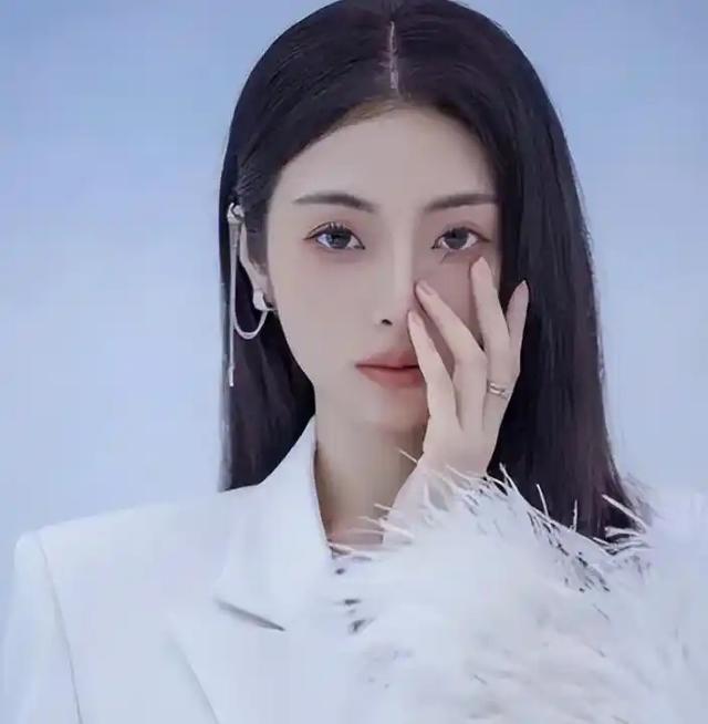 “买英国精子生3娃”的山东女人，8年后现状曝光！如今她后悔不？