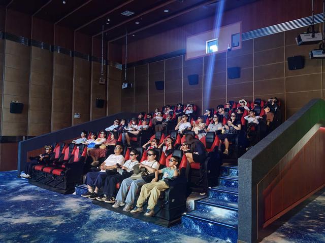 2025年省科技馆“光影科学梦”系列活动圆满收官