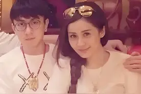 秦奋给韦雪直播间刷30w上演世纪复合？聊聊上古捞女们的浮沉史图片
