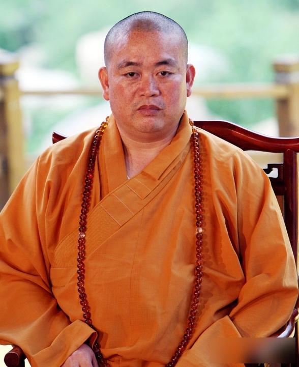 释永信风波升级，被曝“已交代罪行”？疑点重重，多名女星被牵连