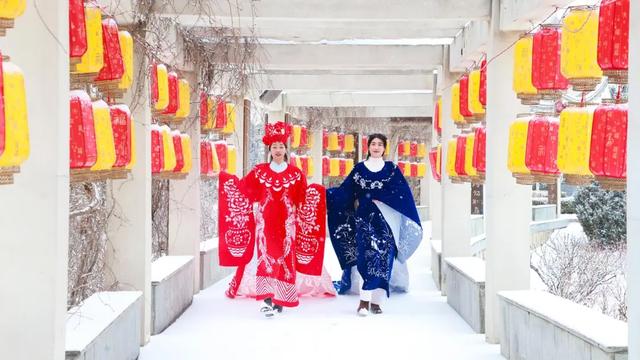通渭:雪景邂逅非遗展新韵 剪纸汉服成独特风景