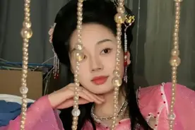 笑惨了！女大学生宿舍自制西游记，演技精湛，网友：必有妖人指点图片