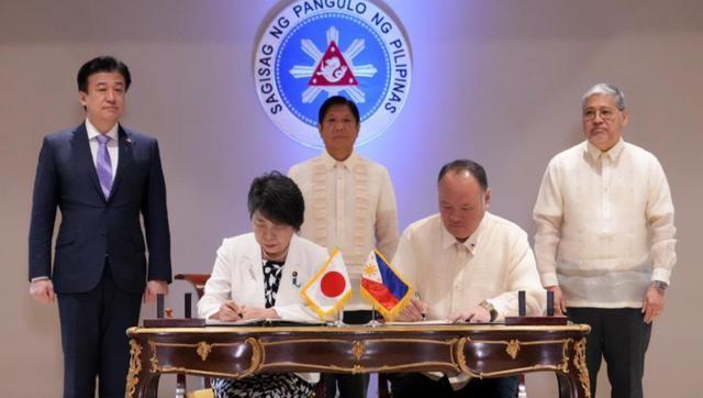 为了给日本撑腰，菲律宾的飞机闯入我国领空，不料掉进了天罗地网