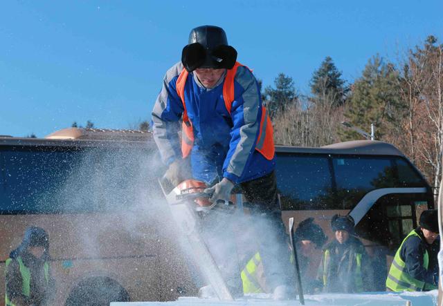 热雪沸腾 相约吉林｜长春冰雪新天地开窖记：8万立方米“翠冰”的跨季之旅