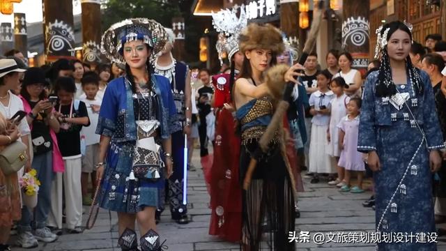 当“体验经济”融入文旅消费：解构8个最美小镇的沉浸式演艺
