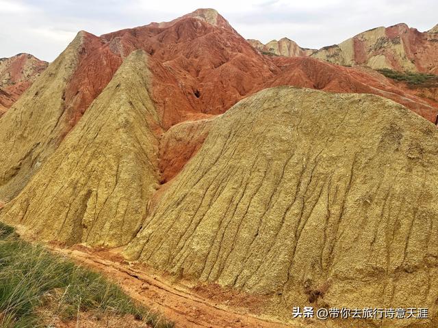 兰州水墨丹霞，藏在荒山人未识