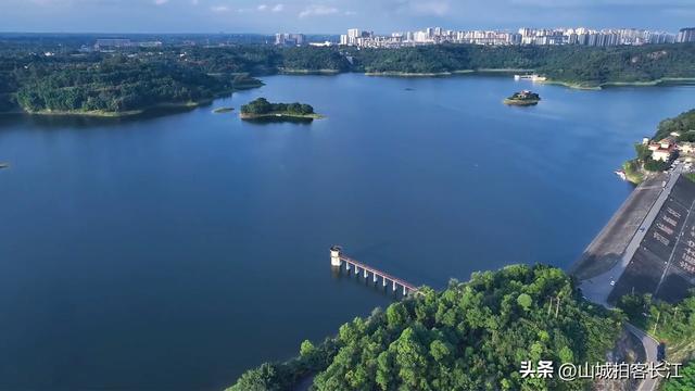 四川很有意思的小城，光听名字被误认为属重庆，景点很有特别！