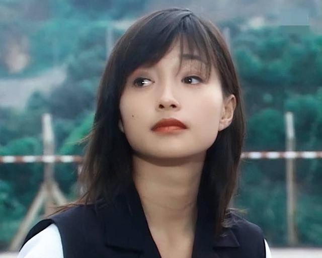 两次拒绝黎明	，无视钟汉良示爱，被折磨20年后55岁的她憔悴成大妈