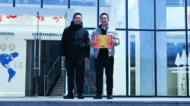 凝心聚力,气拔山河 | 恒德冬季拔河比赛热血开拔!