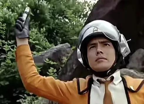 初代奥特曼佐菲和新奥特曼利匹亚佐菲