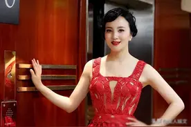 来自重庆的20位美女明星，个个肤白貌美，热辣滚烫，你最喜欢谁图片