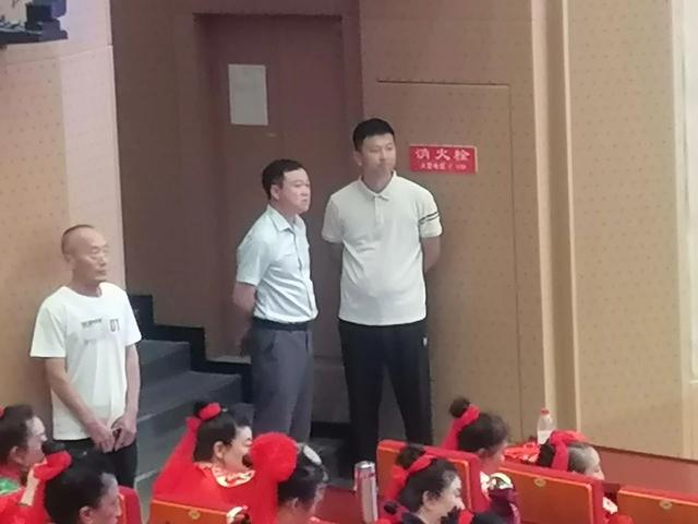 走进校园收获多·旅游文化展风采