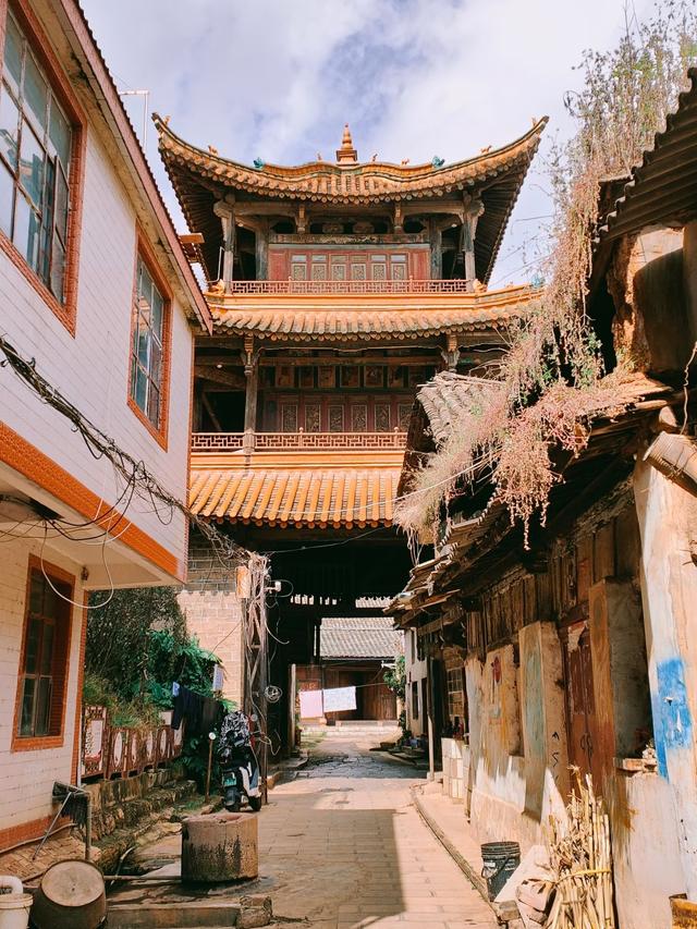 在昆明发现一个“小巍山古城”