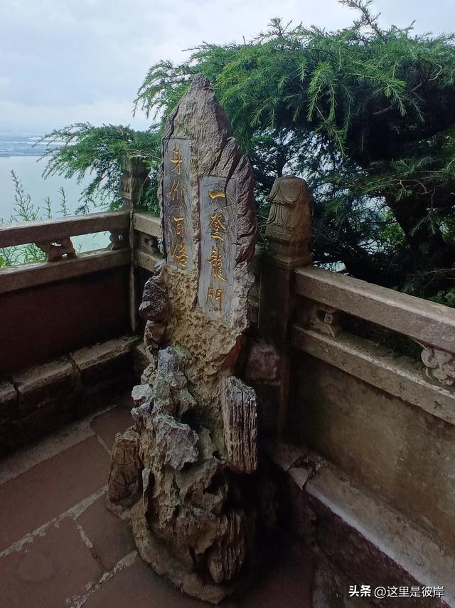 带着老爸游昆明的西山