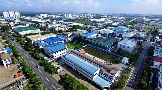 突然变卦！特朗普单方面对越南改变关税协议，让越南“三连怒”