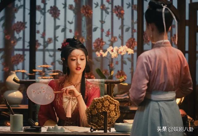 条件不符别尬演“青楼花魁”，27岁姜贞羽告诉你，啥叫媚骨天成！