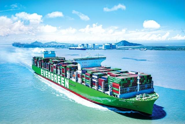 美媒：中国顺差首破万亿，特朗普上台11个月，顶中国自己苦干5年