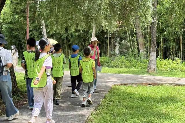滇池度假区开展践行绿色理念主题亲子活动