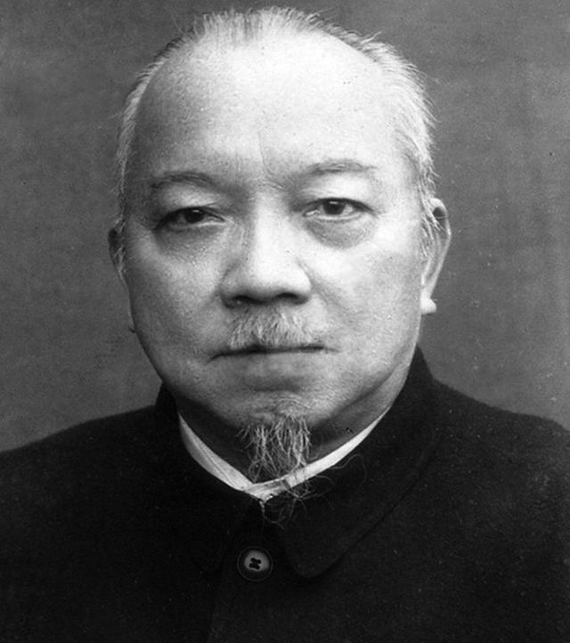 毛主席提名一人当副主席，众人反对，周总理：当初听他的不用长征