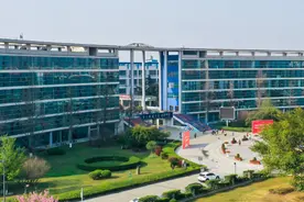 独立学院全国第三，四川这所民办本科大学，500分可以考虑！图片