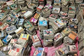 当年收购了几千本七八十年代的小人书，如今没有市场痛哭流涕图片