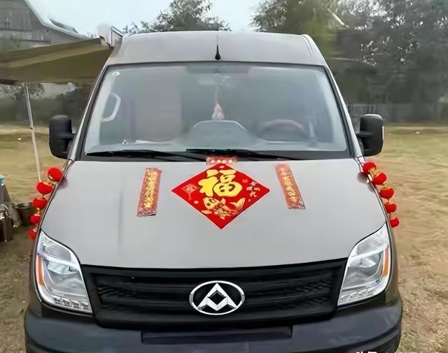 71 岁上海老太 “叛逆” 卖房自驾 9 年不归，不给亲人留一分钱引热议