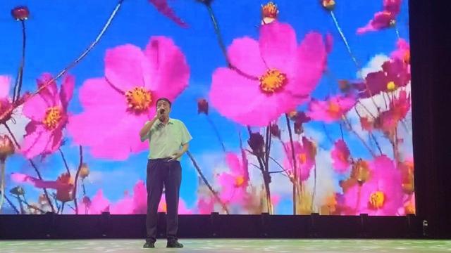 走进校园收获多·旅游文化展风采