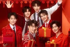 0713再就业男团身份已变爆火男团 二次上春晚 笑死在苏醒微博上！图片