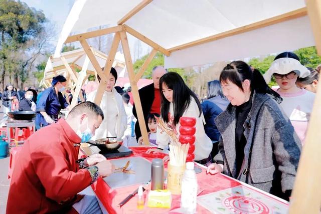 125.97万人次打卡，揽金8.58亿元！郫都区文旅市场“马”力全开