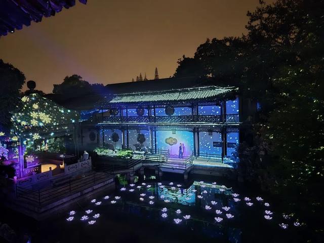 何园的夜，藏着一个等了百年的秘密......