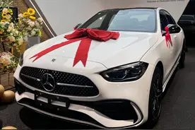 深度体验奔驰C260L运动版：优缺点与真实驾乘感受全解析图片