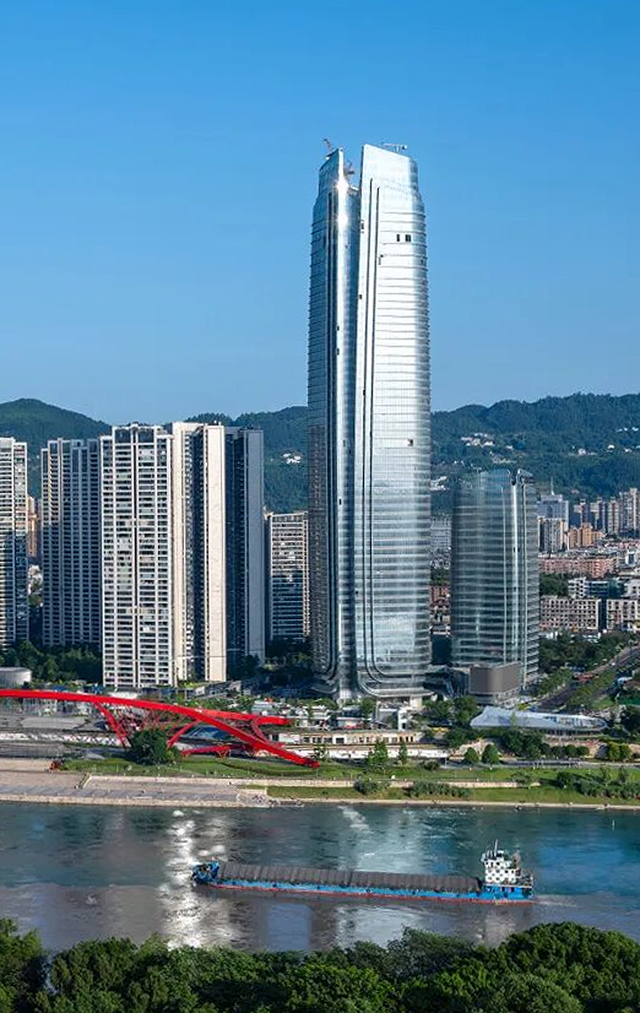 云、贵、川、渝第一高楼，西南经济的象征