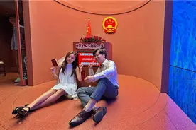 领证不用回老家！上海迎来首批享受“全国通办”新政的新人图片