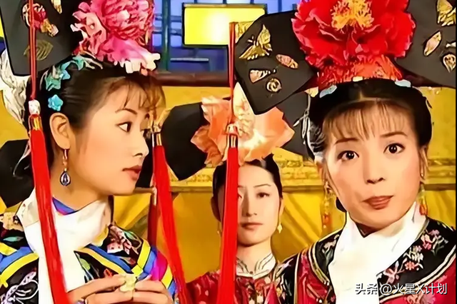 死心不息！劣迹艺人赵薇走投无路，15岁女儿成她的最后一根稻草
