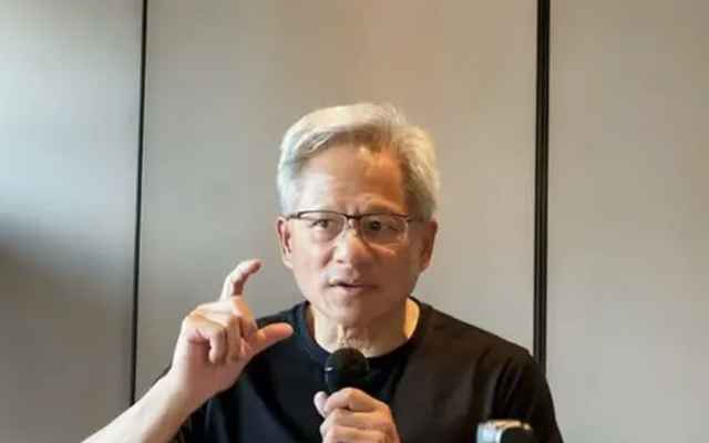 黄仁勋语出惊人！断言中国AI将胜出，英伟达将退出中国市场？