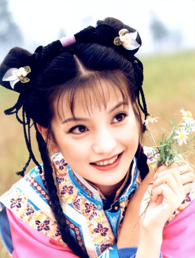 “封杀	”4年后	，49岁赵薇财力现状被扒，结果估计和你想得不一样