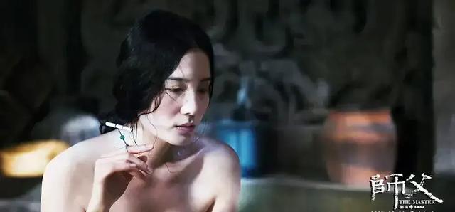 她被骂“陪睡上位”，后被封为“性感欲女”，得奖后当众怒怼海清
