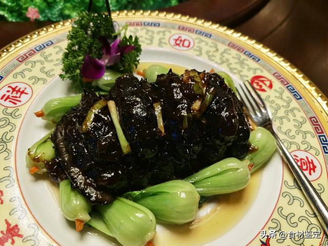 外地朋友来沈阳鹿鸣春，一吃一个不吱声