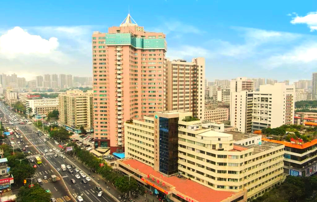 为啥北方人喜欢去北海过冬而不去湛江？实话实说，两地差距真不小