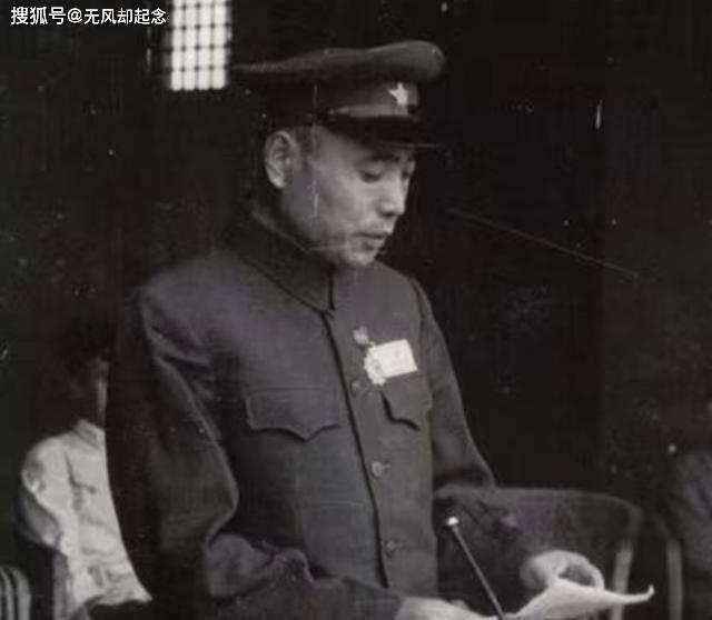 他带八个团加入八路军，1955年仅授大校，去世后百位将军为他送行