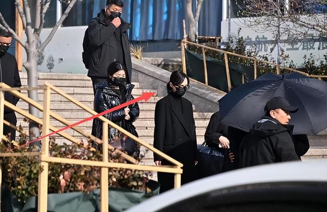 婚变传闻真相大白后	，42岁唐嫣高调官宣喜讯，撕下了罗晋的"体面"