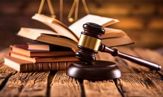 水杯多次被男同事射入精液！女子3次饮用后报警，同事行径刷新下限，公司回应更令人心寒…