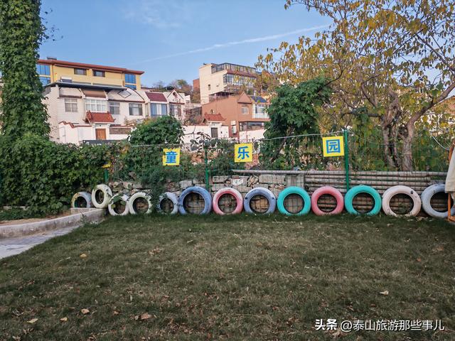 泰安：城东环山路北藏着一个农家乐，竹林蹊径，碧水环绕