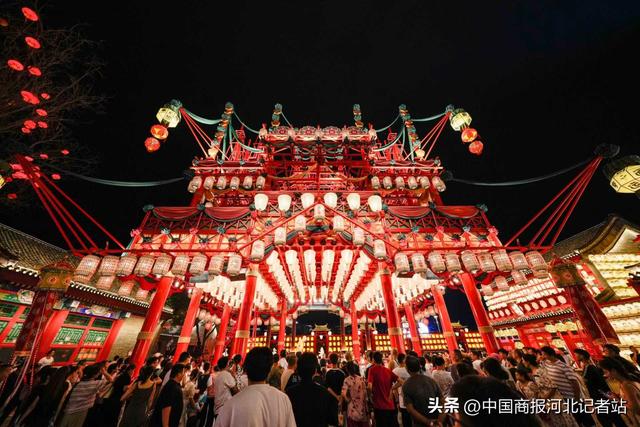 唐山河头老街点亮夏日夜生活
