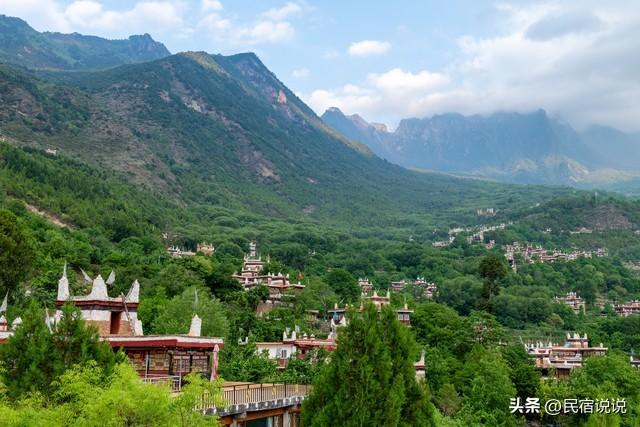 春节里《飞驰人生3》彻底带火甘孜，丁真的家乡那么美。