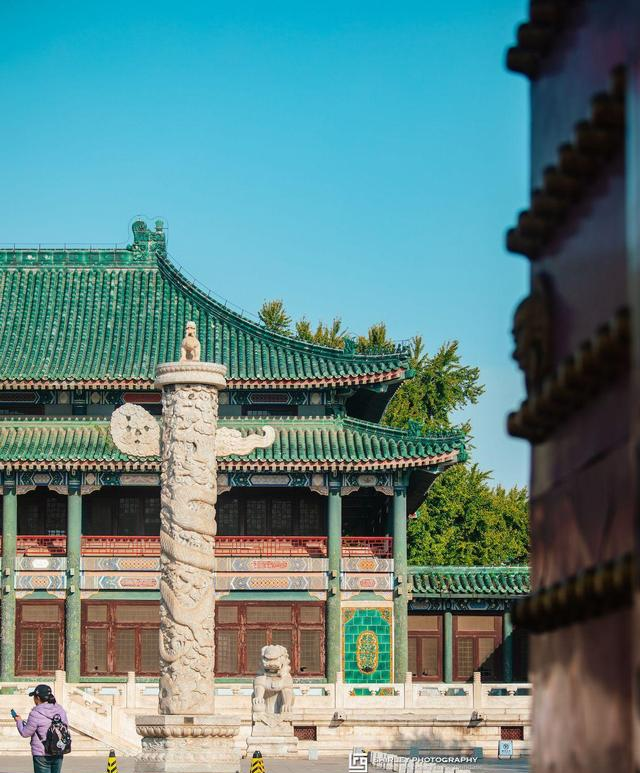 离故宫六百米	，神秘绿色古建，开放但少人探访