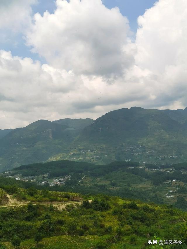 重庆奔赴抚仙湖沿途风景