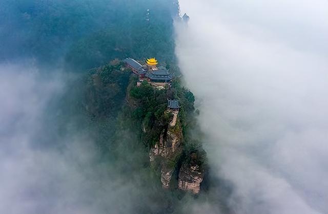 古剑山：渝南康养第一山