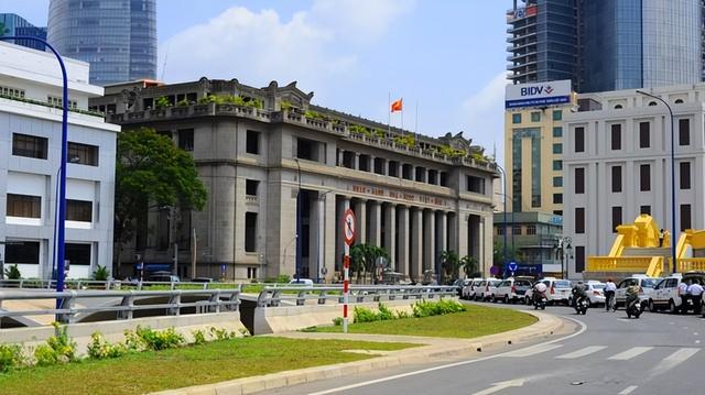 为庆祝大阅兵，越南每人发10万现金，要求4天内发齐，让民众受益