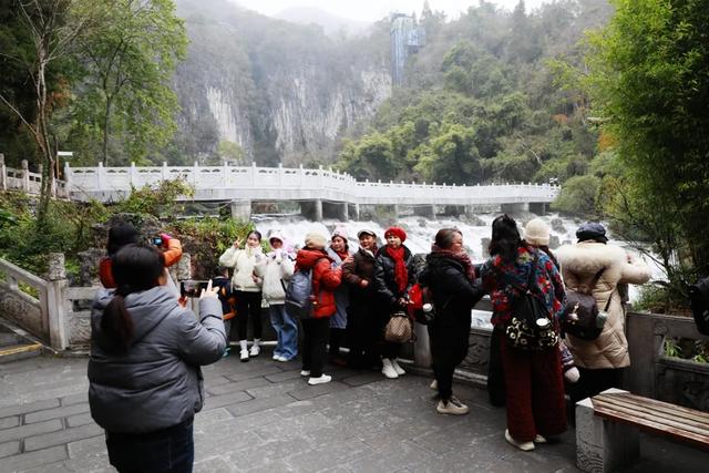 贵州:畅游安顺风光,感受黔中民俗!